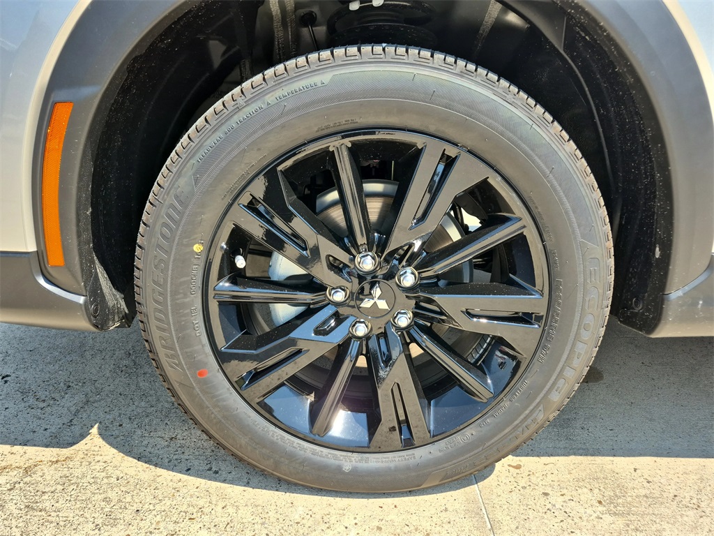 2025 Mitsubishi Eclipse Cross LE Silver at North Houston Mitsubishi