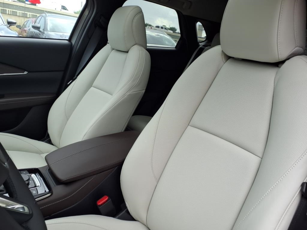 2025 Mazda CX-30 2.5 Turbo Premium Package - 4