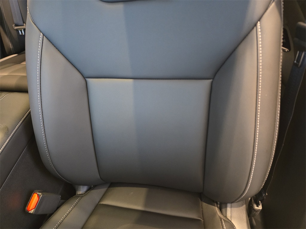 2025 Nissan Murano SL White at South Houston Nissan