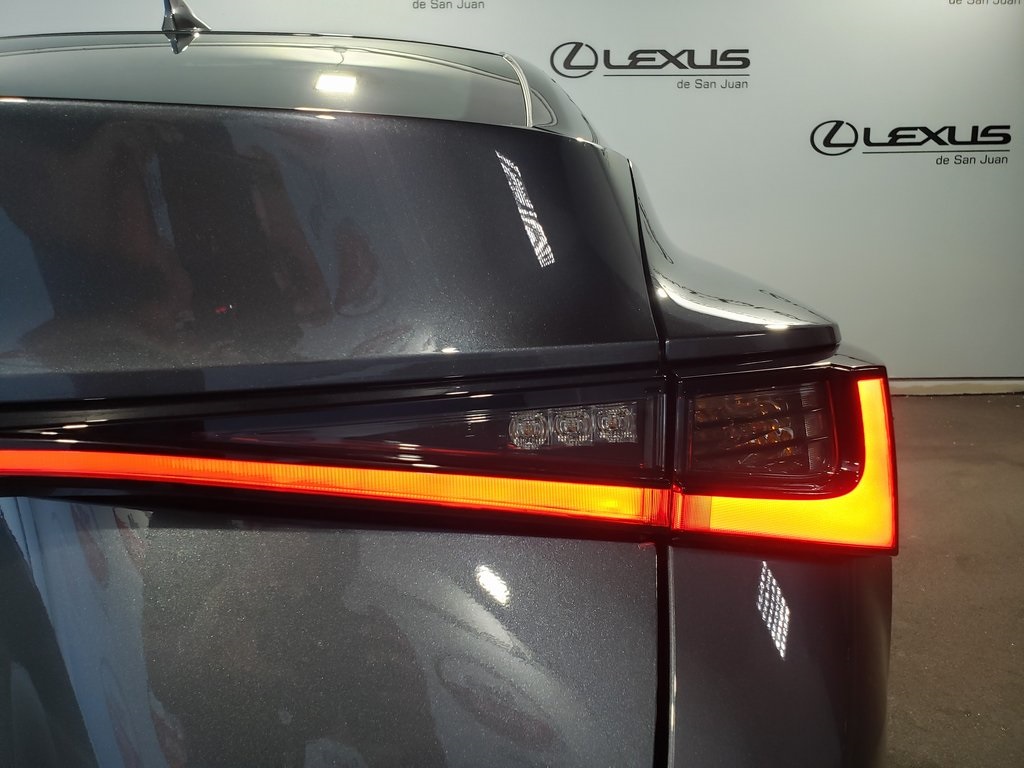 Thumbnail: 2025 Lexus IS - 10