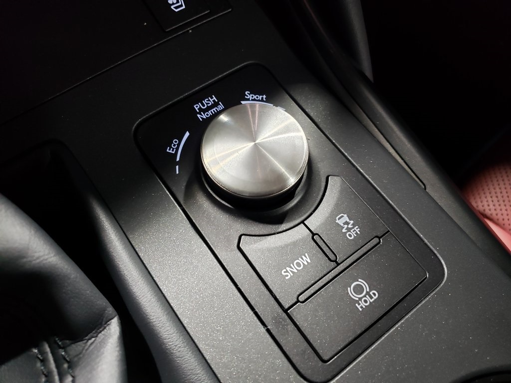 Thumbnail: 2025 Lexus IS - 26