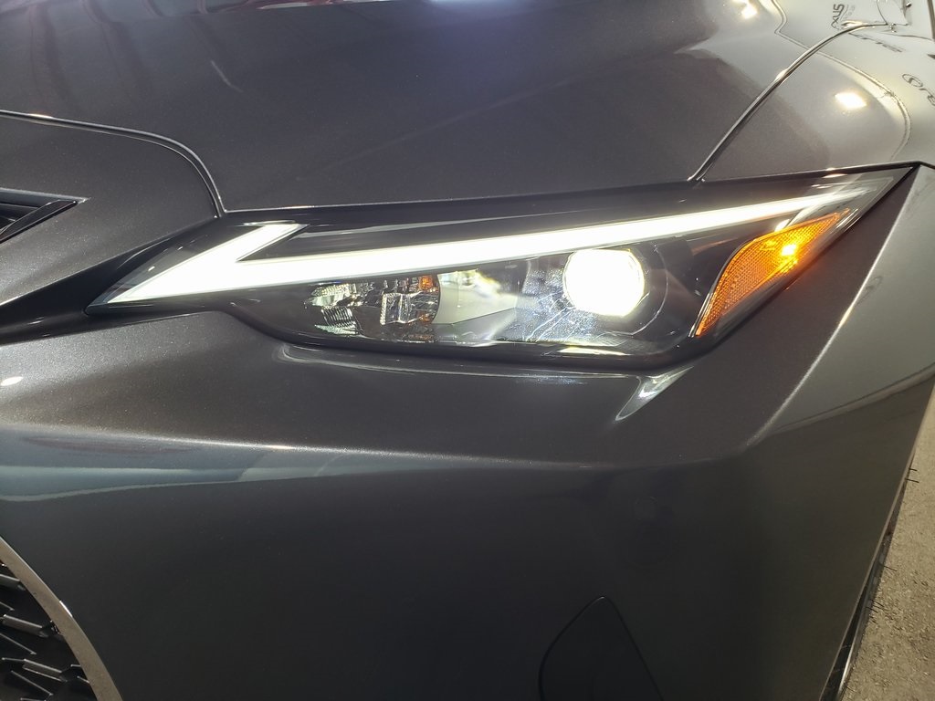 Thumbnail: 2025 Lexus IS - 5