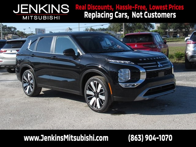 2025 Mitsubishi Outlander SE FWD