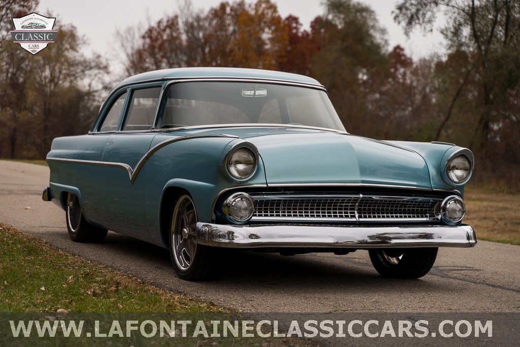 1955 Ford Fairlane 12