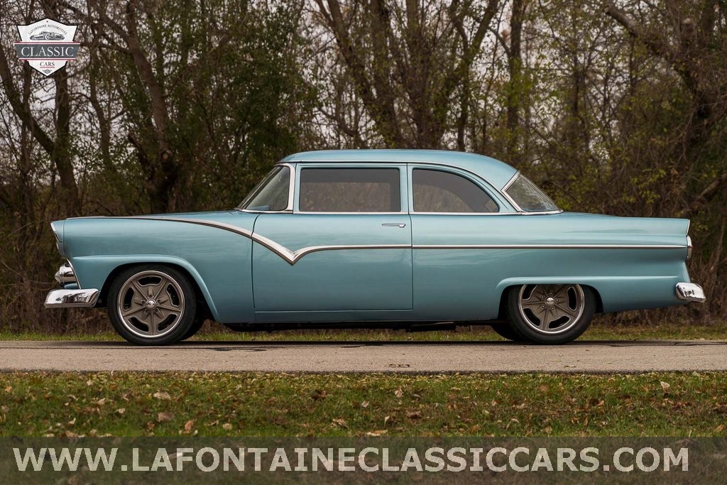 1955 Ford Fairlane 23