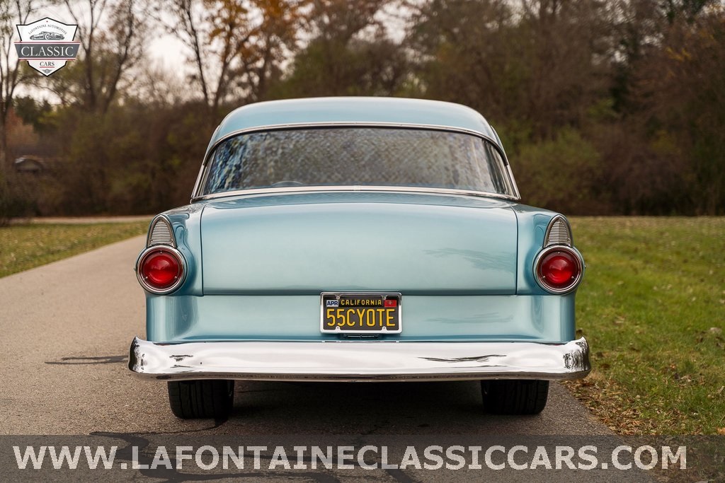 1955 Ford Fairlane 26