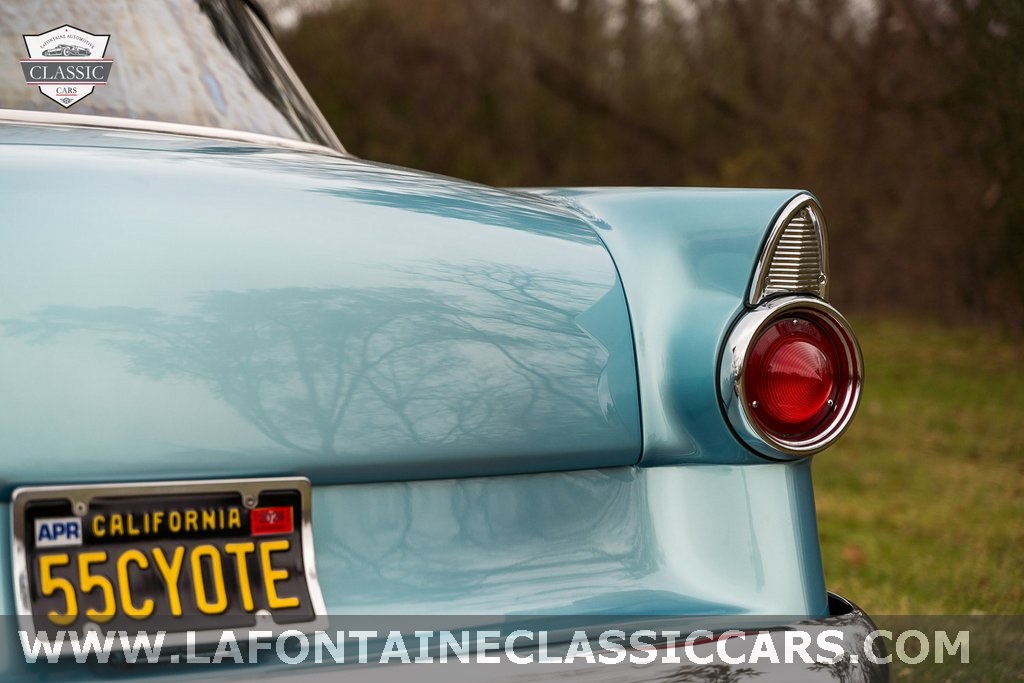 1955 Ford Fairlane 28