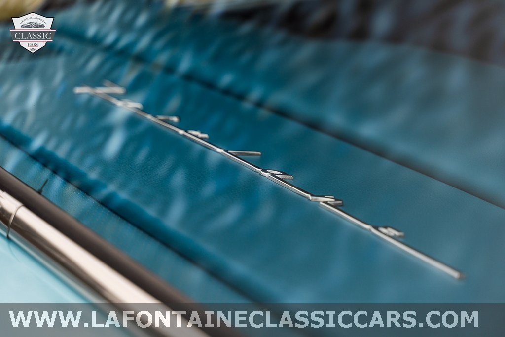 1955 Ford Fairlane 29