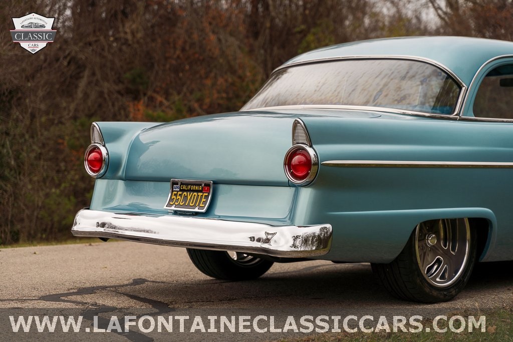 1955 Ford Fairlane 30