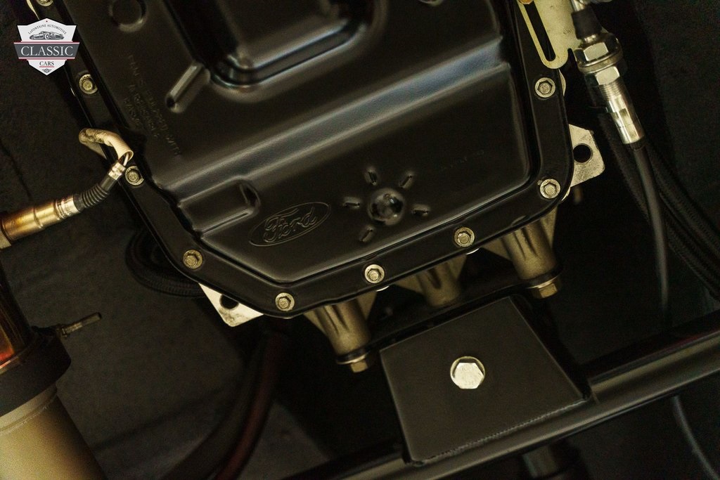 1955 Ford Fairlane 84