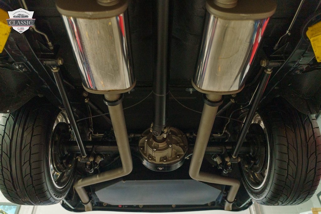 1955 Ford Fairlane 85