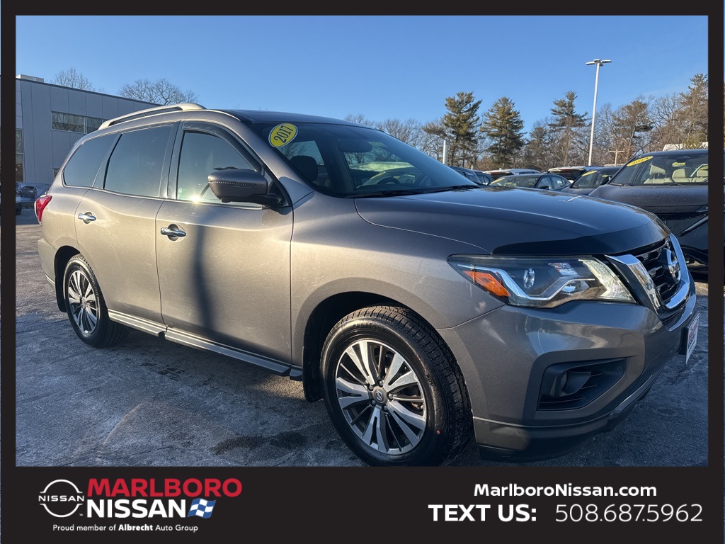 2017 Nissan Pathfinder SL 4WD