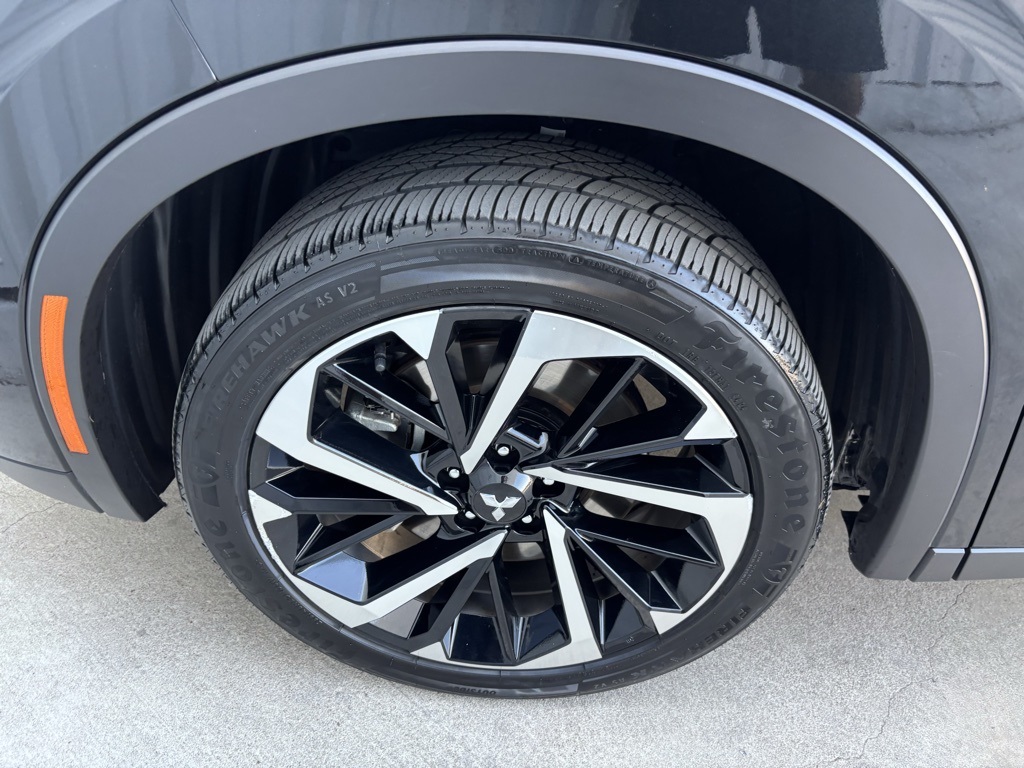 Used Car 2024 Mitsubishi Outlander  For Sale Under $30,000 In Austin, Texas