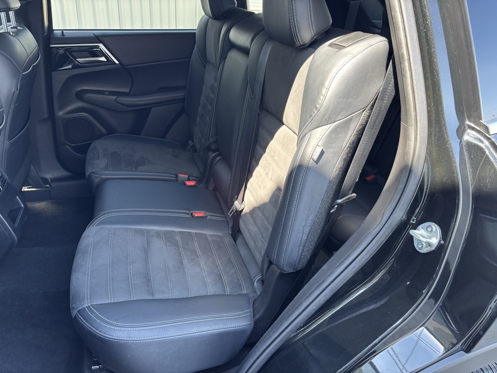 Used Car 2024 Mitsubishi Outlander  For Sale Under $30,000 In Austin, Texas