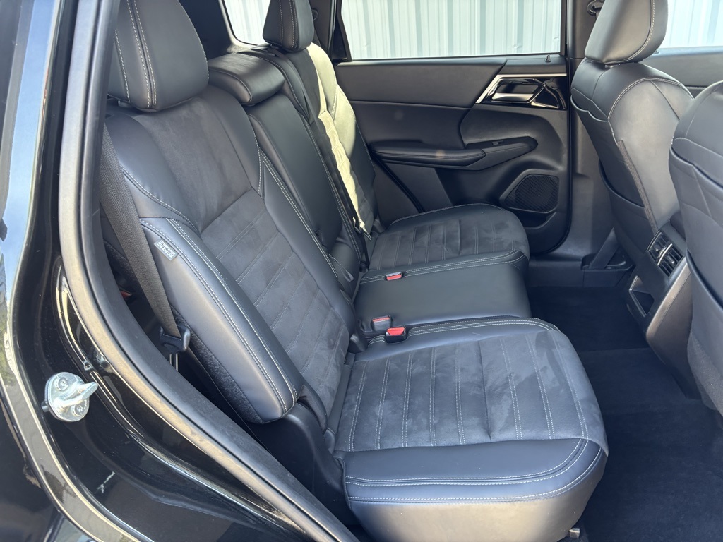 Used Car 2024 Mitsubishi Outlander  For Sale Under $30,000 In Austin, Texas