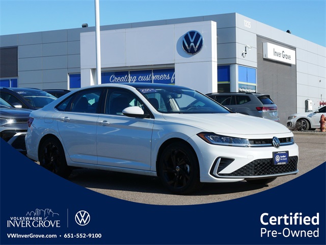 2025 Volkswagen Jetta SE FWD