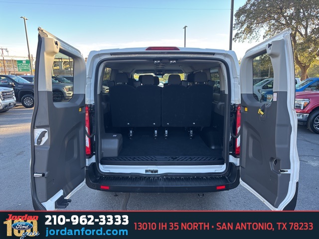 Used Car 2023 Ford Transit-350  Xlt For Sale Under $40,000 In San Antonio, Texas