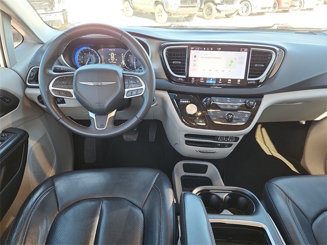 Used Car 2022 Chrysler Pacifica  Touring L For Sale Under $20,000 In Plainview, Texas