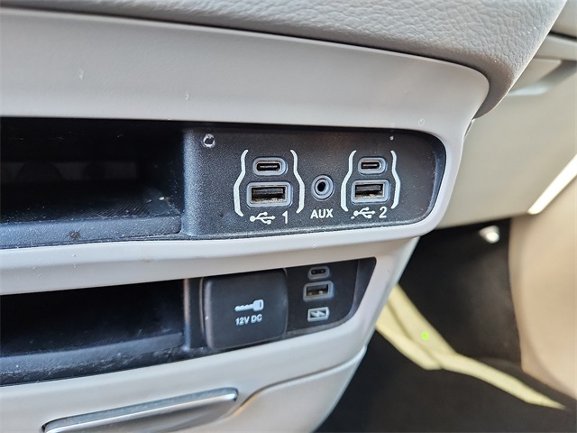 Used Car 2022 Chrysler Pacifica  Touring L For Sale Under $20,000 In Plainview, Texas