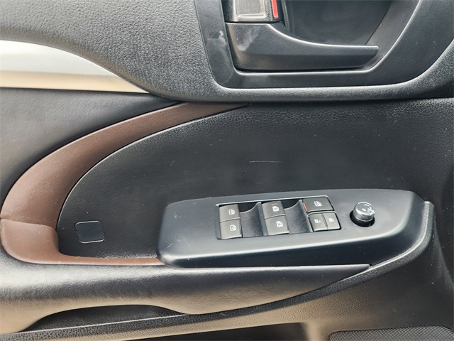 2019 Toyota Highlander LE Plus Black at Classic Elite Chevrolet Sugar Land