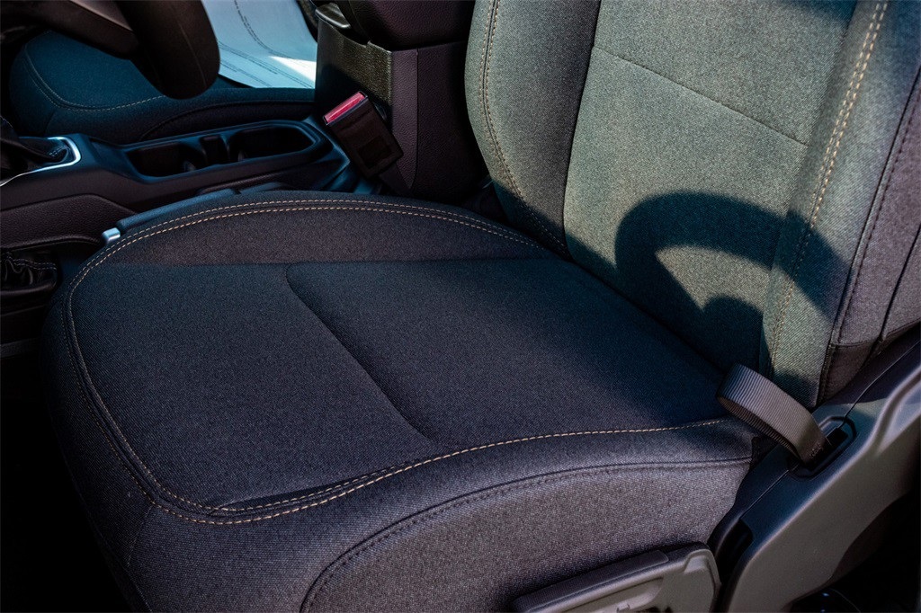 New Car 2025 Jeep Gladiator  Sport For Sale Under $50,000 In San Marcos, Texas