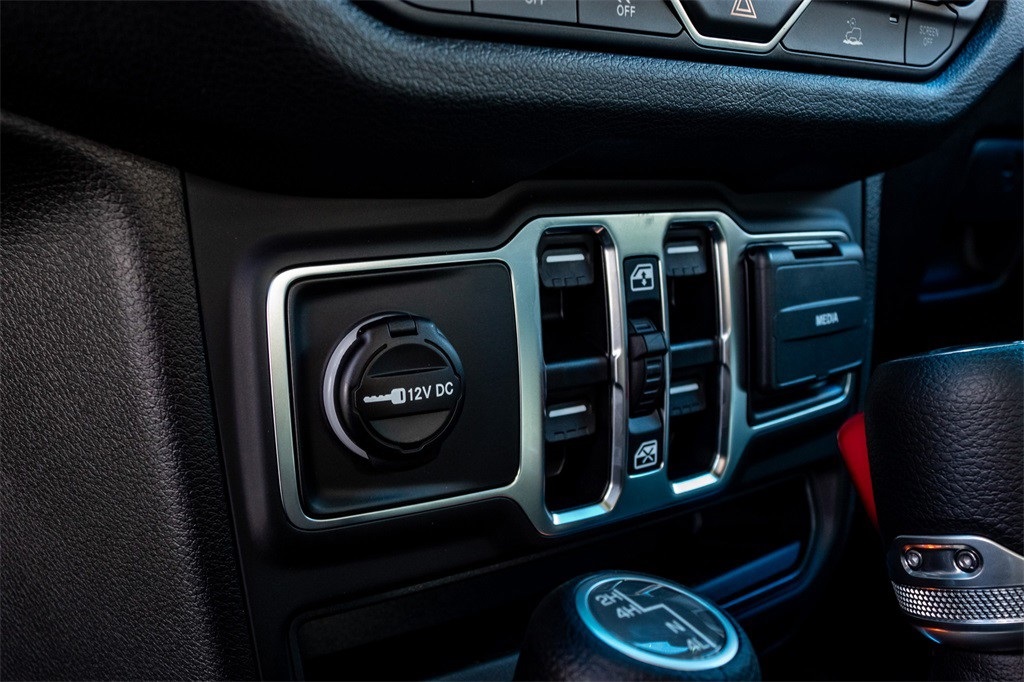 New Car 2025 Jeep Gladiator  Sport For Sale Under $50,000 In San Marcos, Texas