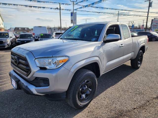 2017 Toyota Tacoma SR I4 Access Cab 4WD