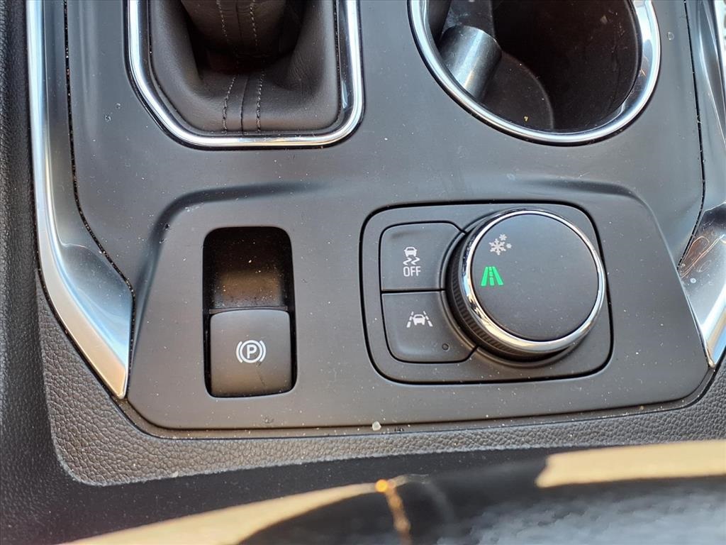 2021 Chevrolet Traverse RS Silver at Bayway Cadillac Southwest