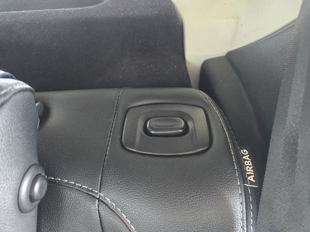 Thumbnail: 2022 Ford EcoSport - 16