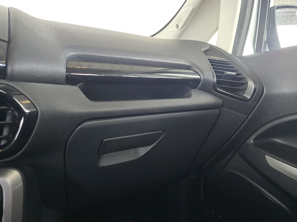 Thumbnail: 2022 Ford EcoSport - 26