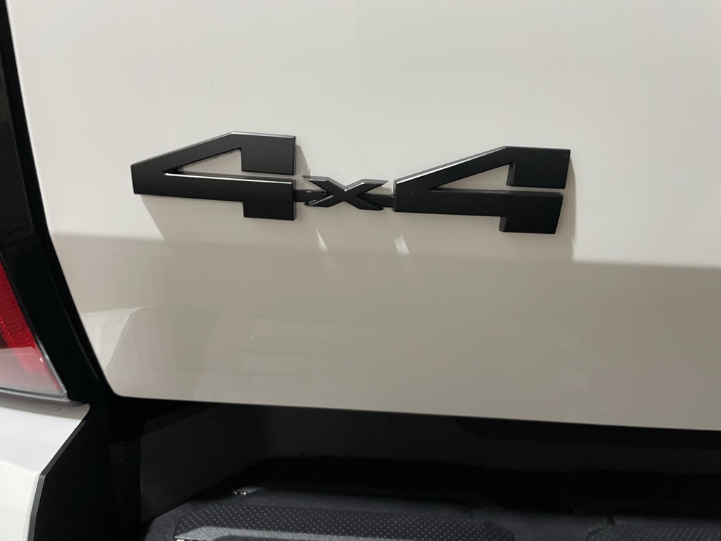 Thumbnail: 2026 Toyota Tundra - 18