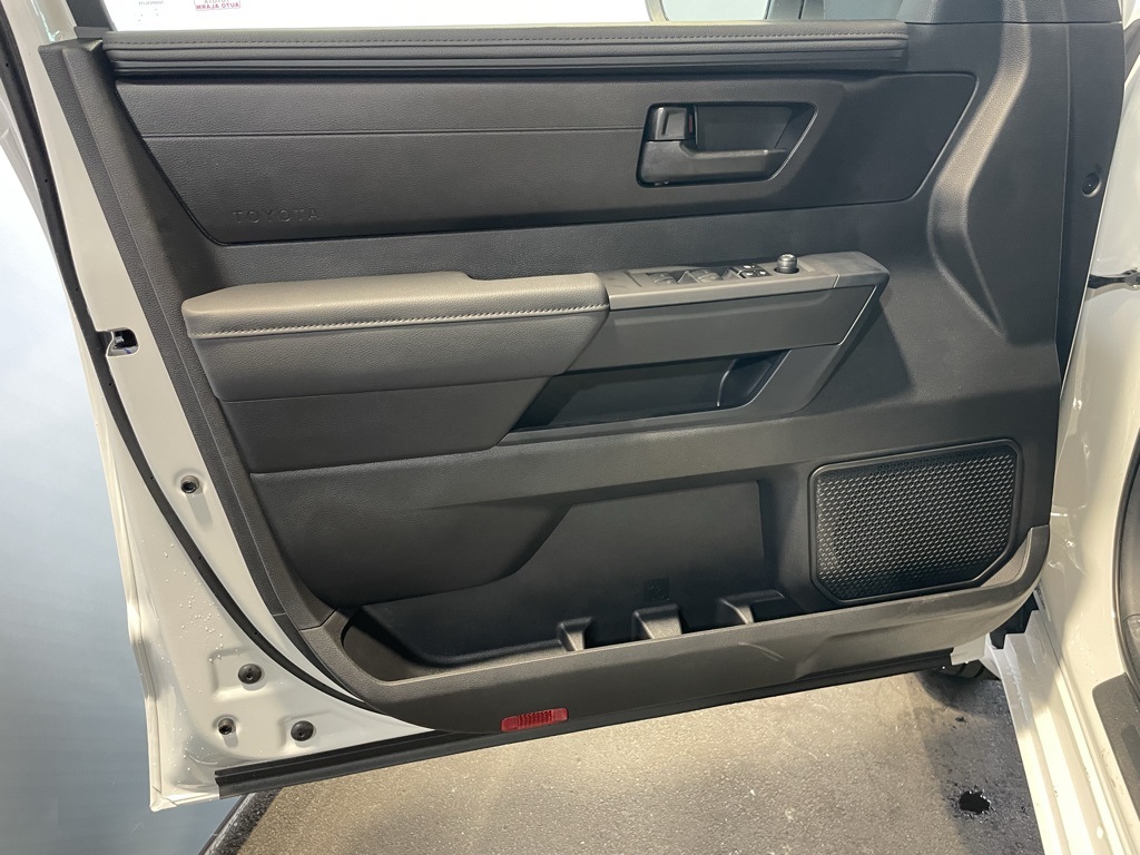 Thumbnail: 2026 Toyota Tundra - 25