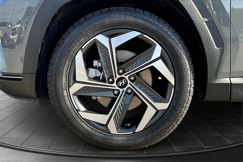 2024 Hyundai Tucson Limited Gray at Texan Dodge Chrysler Jeep Ram