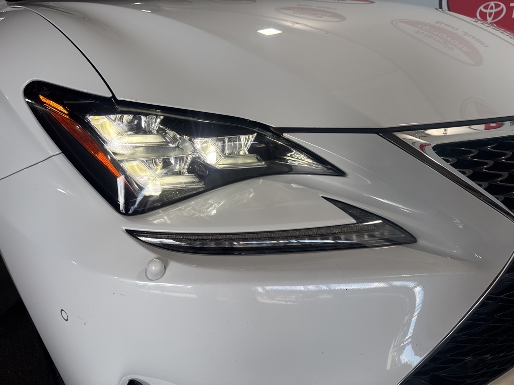 Thumbnail: 2018 Lexus RC - 11
