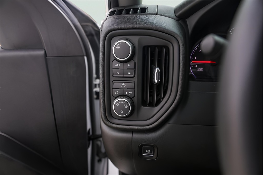 Used Car 2021 Chevrolet Silverado 1500  Custom Trail Boss For Sale Under $40,000 In Austin, Texas