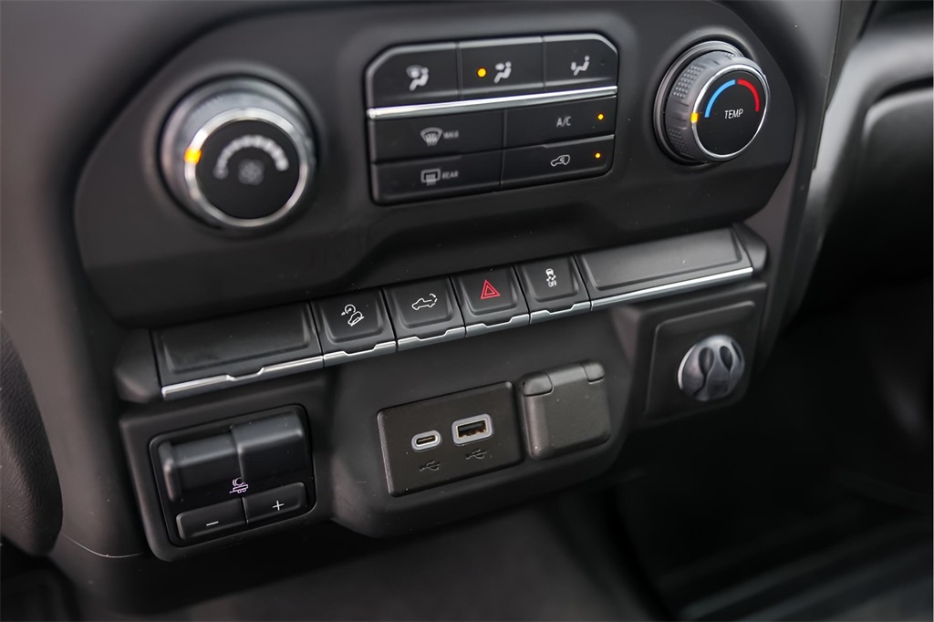 Used Car 2021 Chevrolet Silverado 1500  Custom Trail Boss For Sale Under $40,000 In Austin, Texas