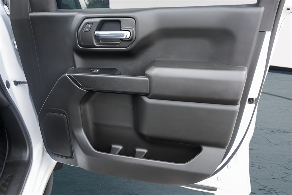 Used Car 2021 Chevrolet Silverado 1500  Custom Trail Boss For Sale Under $40,000 In Austin, Texas