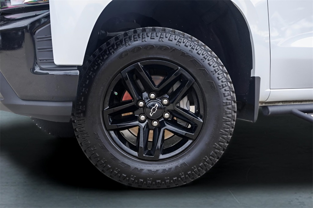 Used Car 2021 Chevrolet Silverado 1500  Custom Trail Boss For Sale Under $40,000 In Austin, Texas