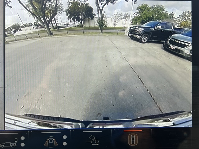 2024 GMC Sierra 1500 SLT - 11