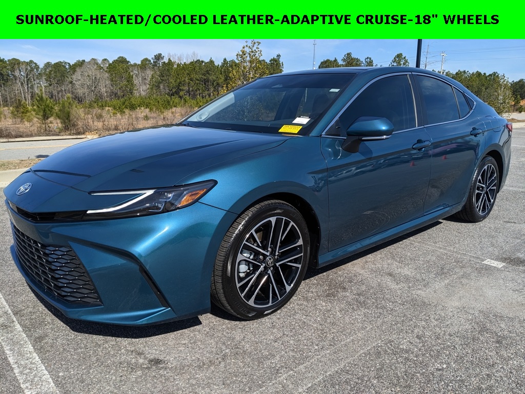 2025 Toyota Camry XLE FWD