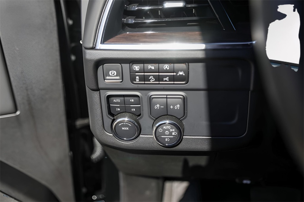 Used Car 2025 Chevrolet Tahoe  Z71 For Sale Under $70,000 In Austin, Texas