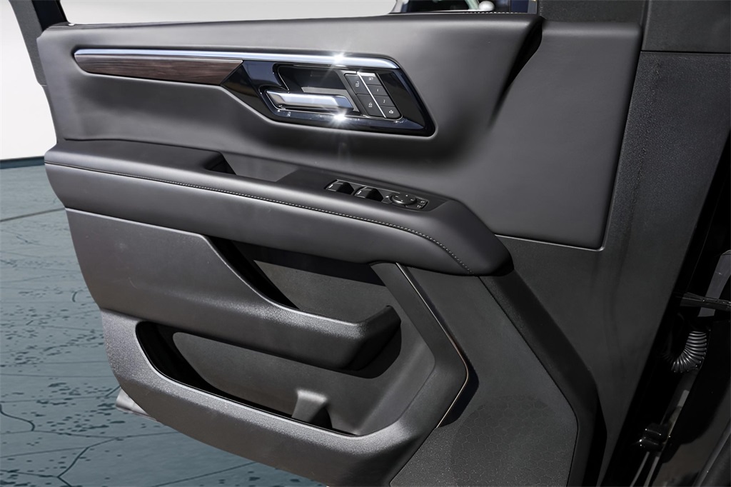 Used Car 2025 Chevrolet Tahoe  Z71 For Sale Under $70,000 In Austin, Texas