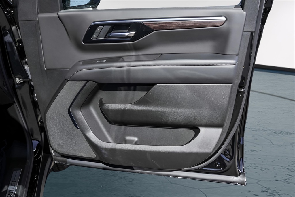 Used Car 2025 Chevrolet Tahoe  Z71 For Sale Under $70,000 In Austin, Texas