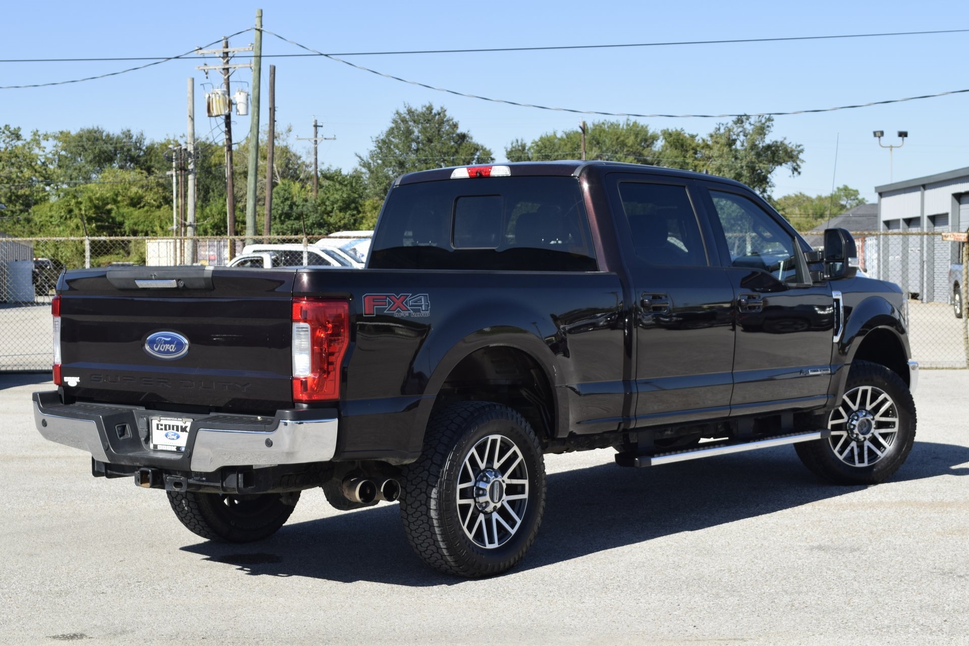 2019 Ford F-250SD Lariat Red at Autostrade