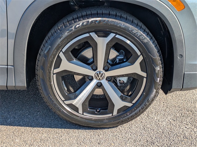 2026 Volkswagen Tiguan 2.0T SE Gray at Stokes Volkswagen