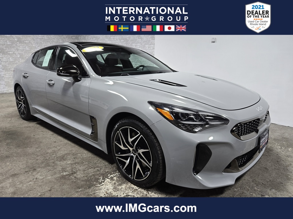 2022 Kia Stinger GT-Line's photo