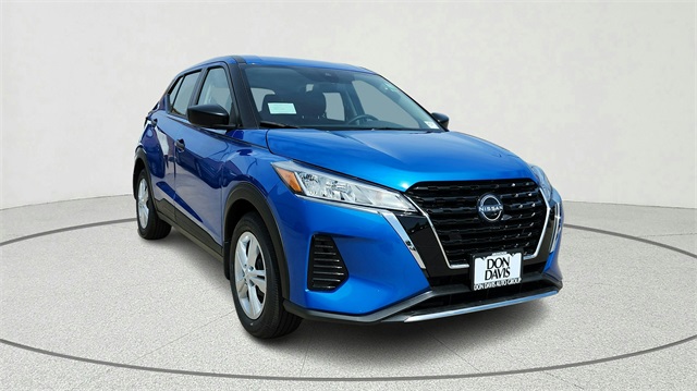 2025 Nissan Kicks Play