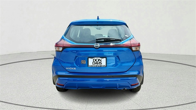 2025 Nissan Kicks Play