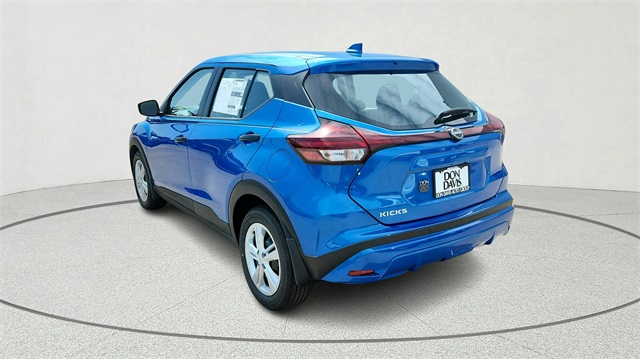 2025 Nissan Kicks Play