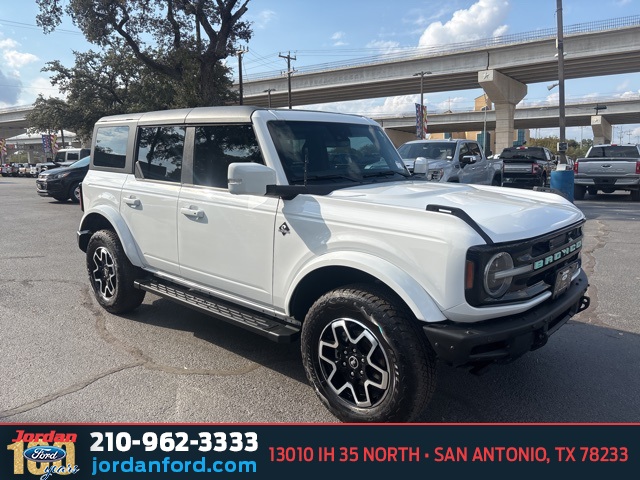 Used Car 2022 Ford Bronco  Outer Banks For Sale Under $40,000 In San Antonio, Texas